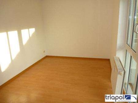 Schöne 2-Zi-Whg. mit Balkon und Tiefgarage in ruhiger und grüner Lage.