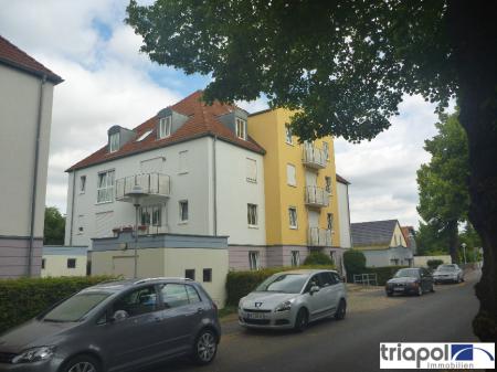 Gemütliche Eigentumswohnung mit Balkon und Blick ins Grüne.