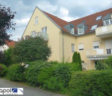 Ruhig und grün gelegene Terrassenwohnung mit Gartenanteil, Laminatboden und Stellplatz in Coswig.