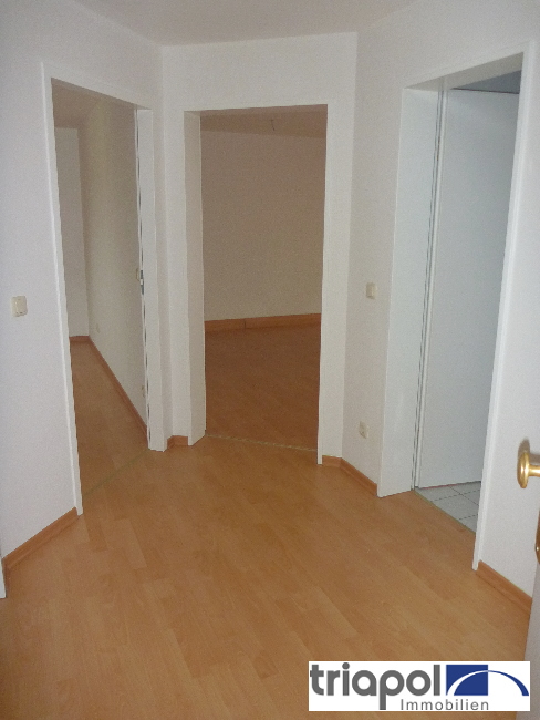 Ruhig gelegene Maisonette-Wohnung mit Balkon im Dachgeschoss.