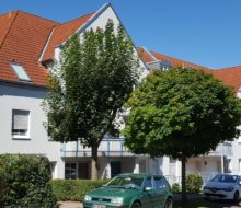 Hübsche 2-Zi-Whg. mit Terrasse und Laminatboden in ruhiger und grüner Stadtrandlage.