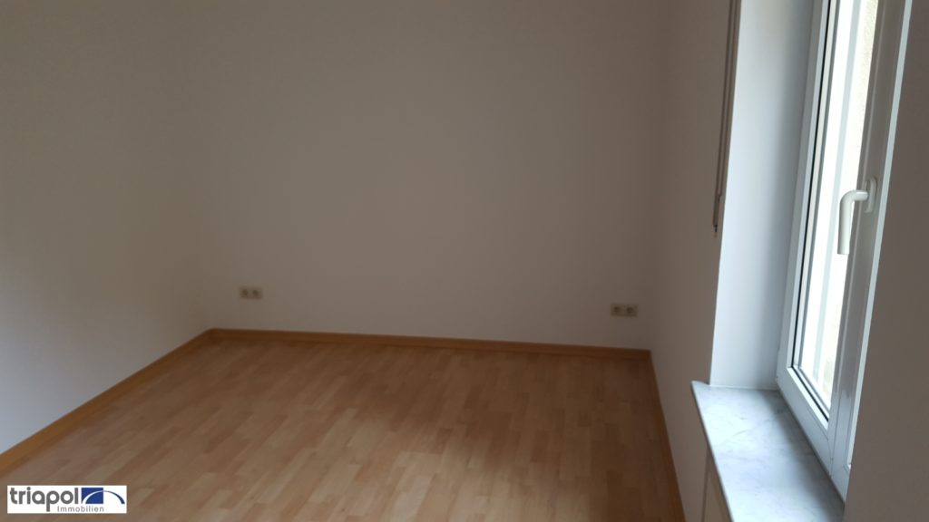 Gemütliche 2-Zi-Wohnung mit Balkon in ruhiger Lage von Coswig.