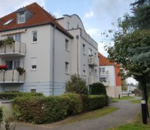 Schön geschnittene 2-Zi-Wohnung mit Balkon in Coswig.