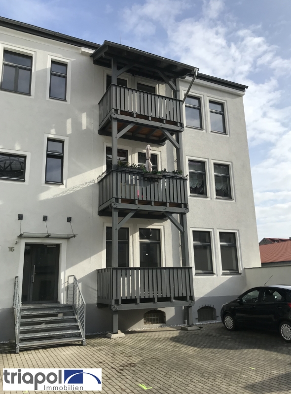 Schöne 3-Zi-Whg. mit Balkon und Einbauküche im Hinterhaus in Meißen.