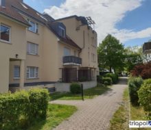 Individuelle 2-Zi-Wohnung im Dachgeschoss mit Balkon, Laminatboden und EBK!