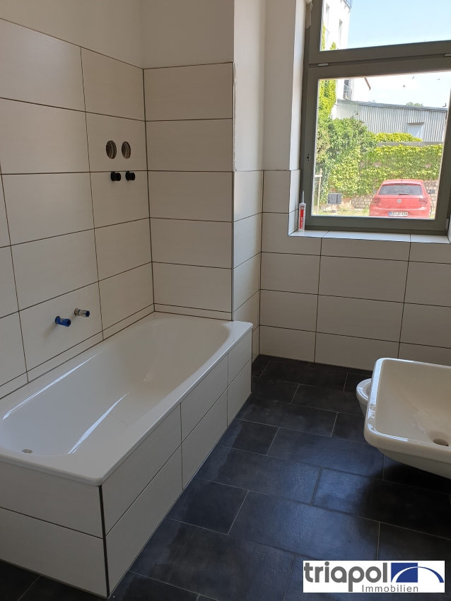 Schöne 3-Zi-Whg. mit Balkon und Einbauküche im Hinterhaus in Meißen.
