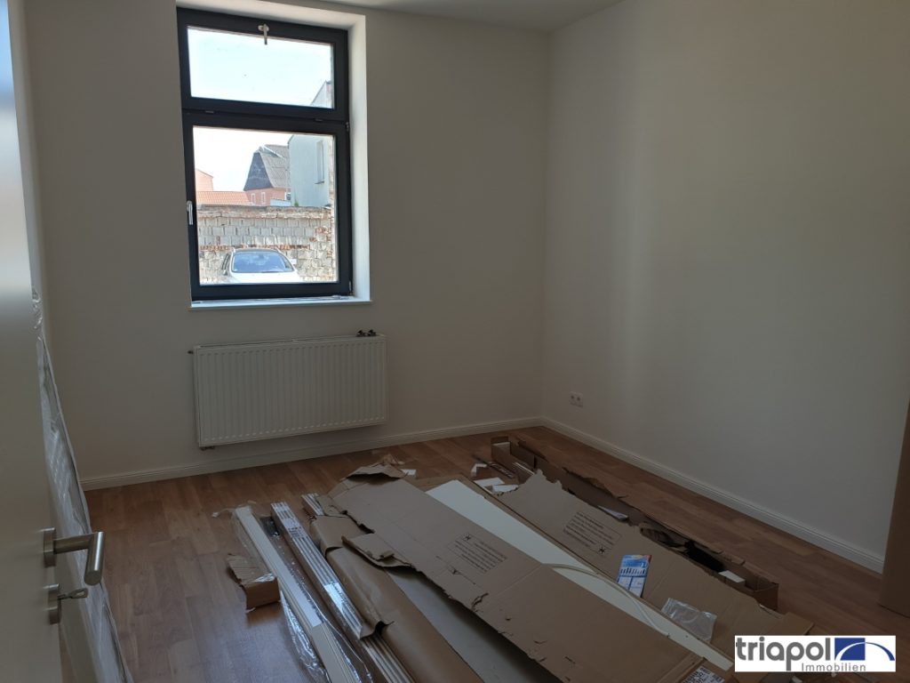 Schöne 3-Zi-Whg. mit Balkon und Einbauküche im Hinterhaus in Meißen.