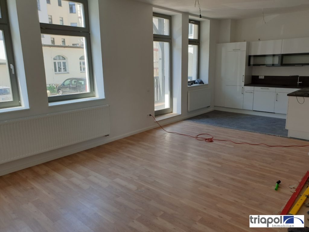 Schöne 3-Zi-Whg. mit Balkon und Einbauküche im Hinterhaus in Meißen.