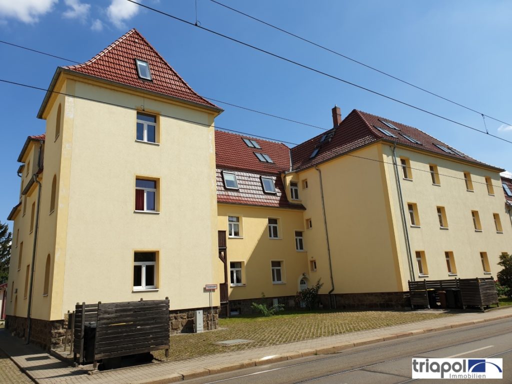 Gemütliche 3-Zi-Wohnung mit Balkon in Leuben.