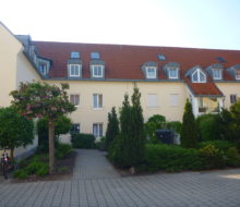 Schöne 3-Zi-Whg. mit Süd-Balkon in ruhiger und grüner Lage von Coswig.