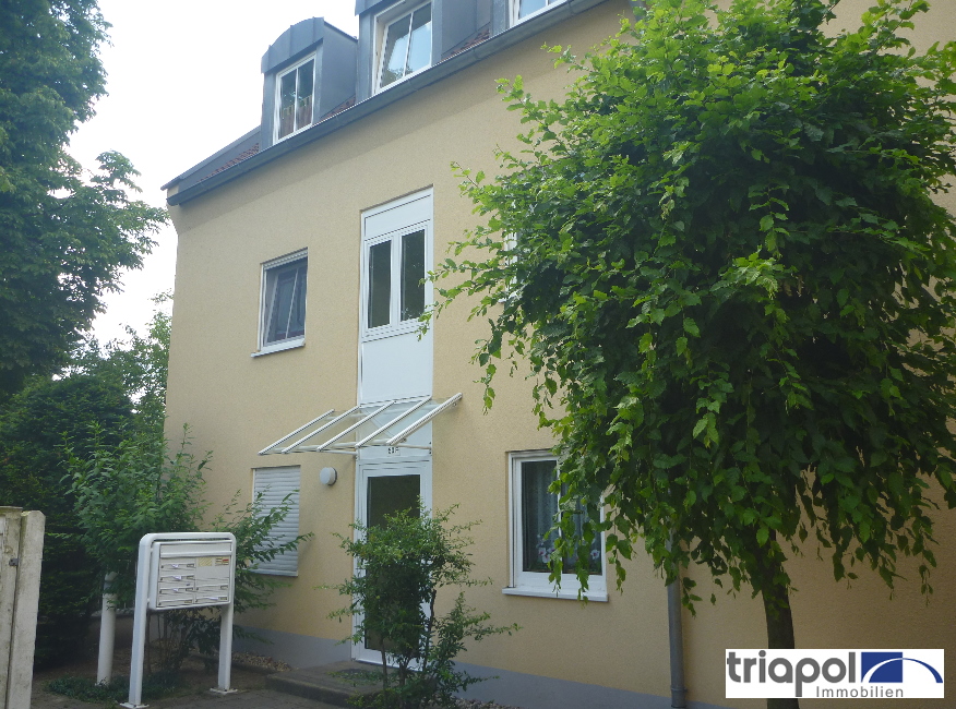 Gemütliche 2-Zi-Whg. mit Balkon und Laminatboden in ruhiger und grüner Lage von Coswig.