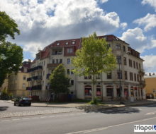 WG-geeignete 3-Zi-Wohnung mit kleinem Balkon in zentraler Lage.