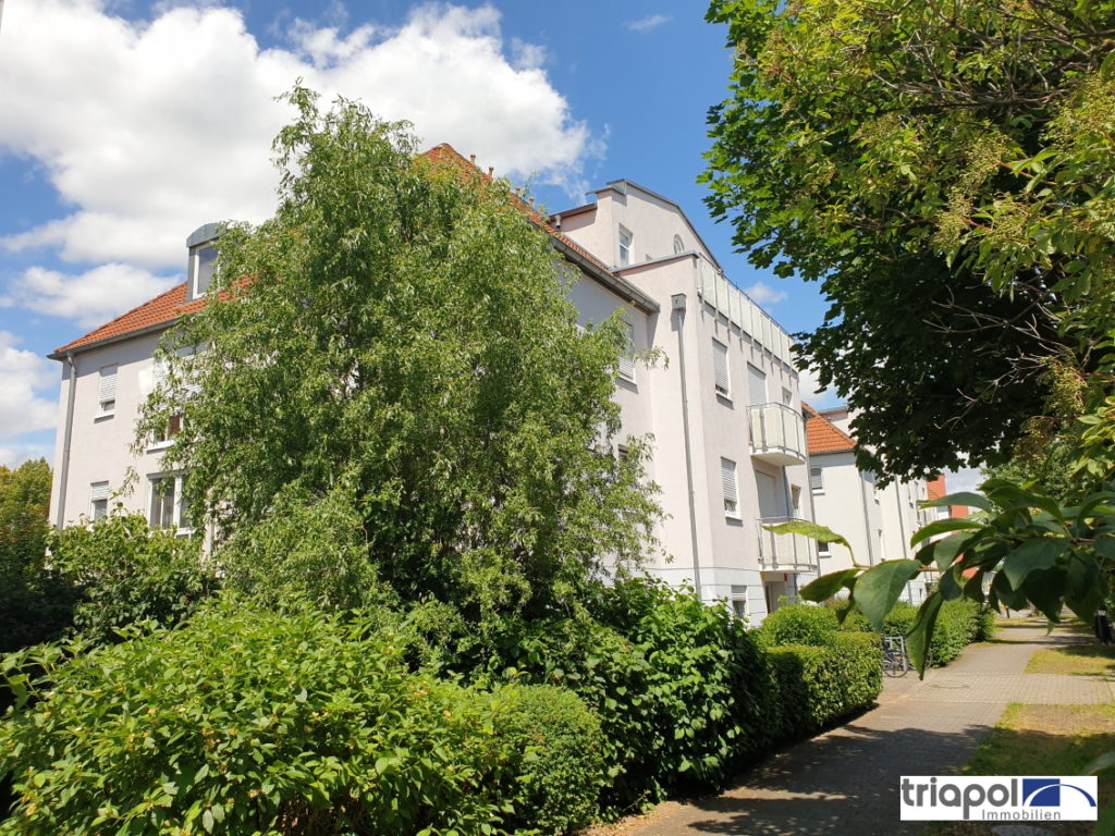 Schöne und ruhig gelegene Erdgeschoss mit Laminatboden, Terrasse und kl. Gartenanteil in Coswig.