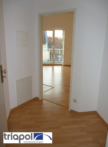 Schöne Dachgeschoss Ruhig gelegene 1-Zi-Wohnung mit Balkon in Coswig.