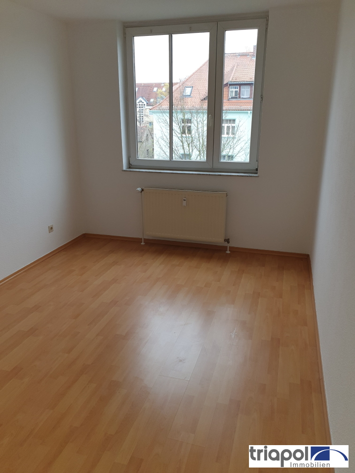 2-Zi-Dachgeschosswohnung in ruhiger und grüner Lage, am Stadtrand von Dresden.