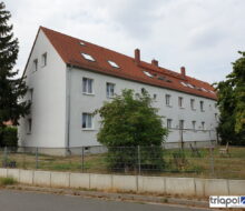 Kleine und gemütliche 2-Zi-Wohnung mit Laminatboden und Tageslichtbad am Stadtrand von Dresden.