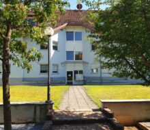 Schöne 3,5-Zi-Maisonettewohnung mit Dachterrasse, Tiefgarage und Außenstellplatz unweit von Dresden.