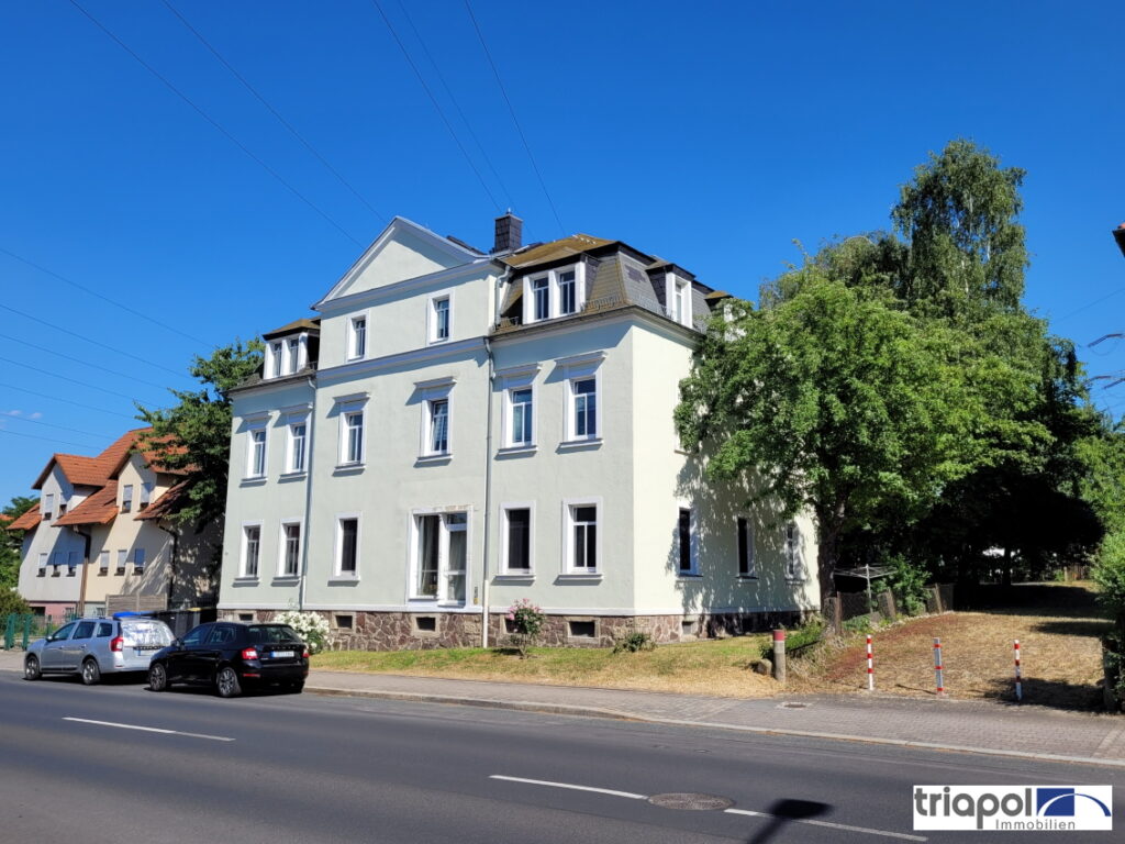 3-Zimmer-Wohnung mit Wohnküche und Balkon in Dresden Coschütz.