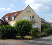 Gemütliche 2-Zimmer-Wohnung mit Balkon in ruhiger und grüner Lage.