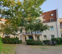 Schöne 1-Zi-Whg. mit TG-Stellplatz, Balkon und Laminatboden in grüner und ruhiger Stadtrandlage.