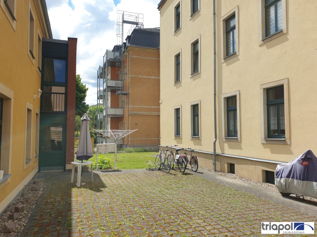 Gemütliche 2-Zi-Whg. mit Einbauküche in ruhiger Seitenstraße von Dresden Löbtau.