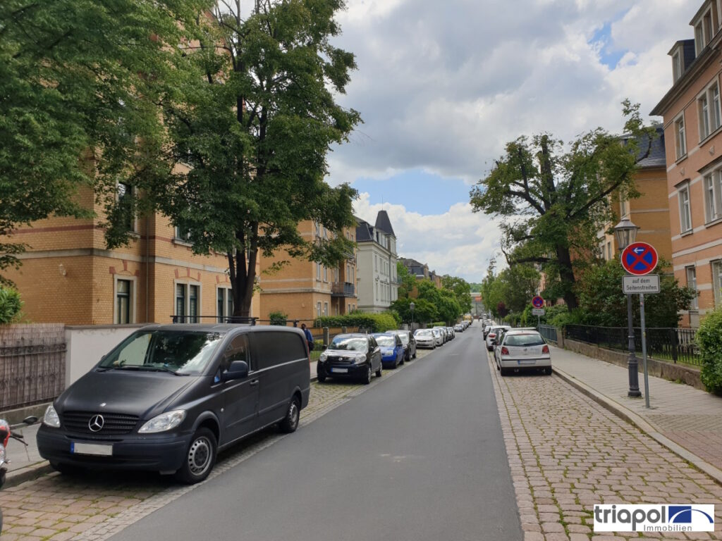 Gemütliche 2-Zi-Whg. mit Einbauküche in ruhiger Seitenstraße von Dresden Löbtau.