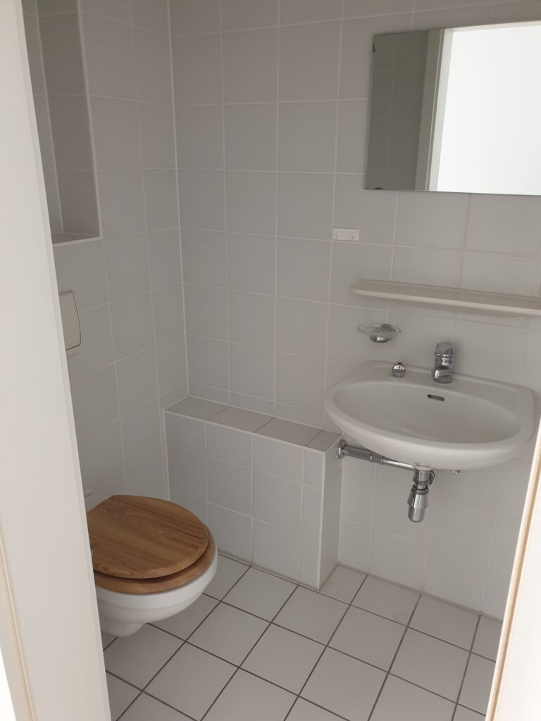 Schöne Maisonettewohnung mit 2 Balkone und Tiefgarage in Coswig.