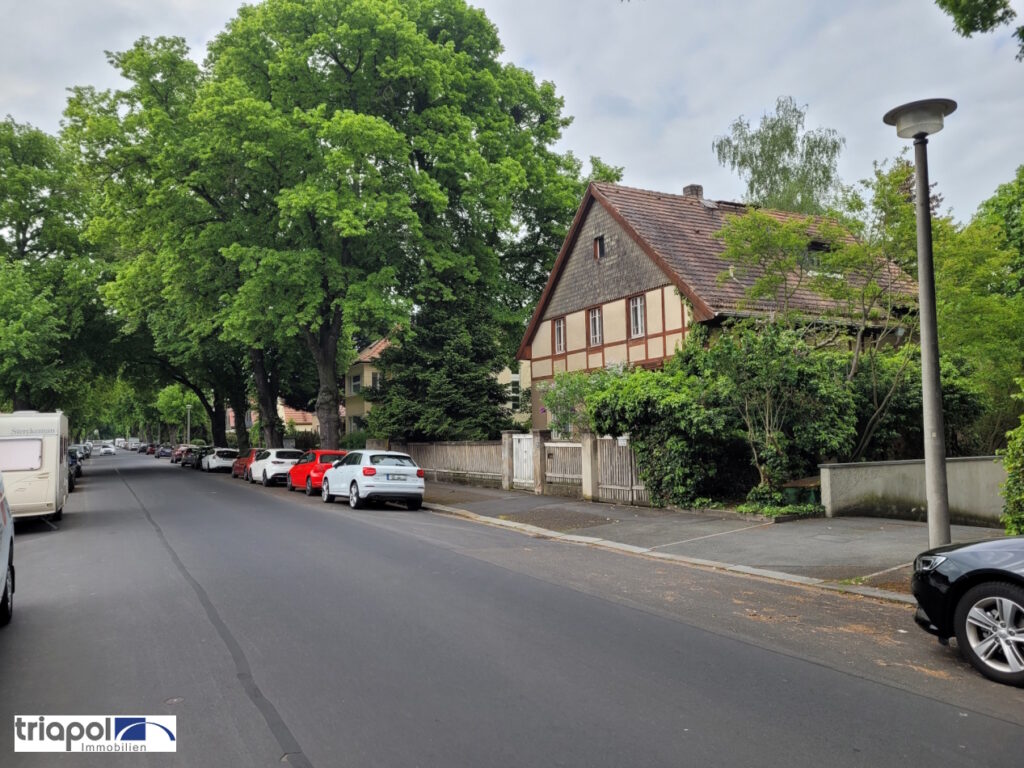 Schöne und helle 2-Zi-Wohnung für Eigennutzer mit 3 Balkonen im Dresdner Stadtteil Leubnitz-Neuostra.