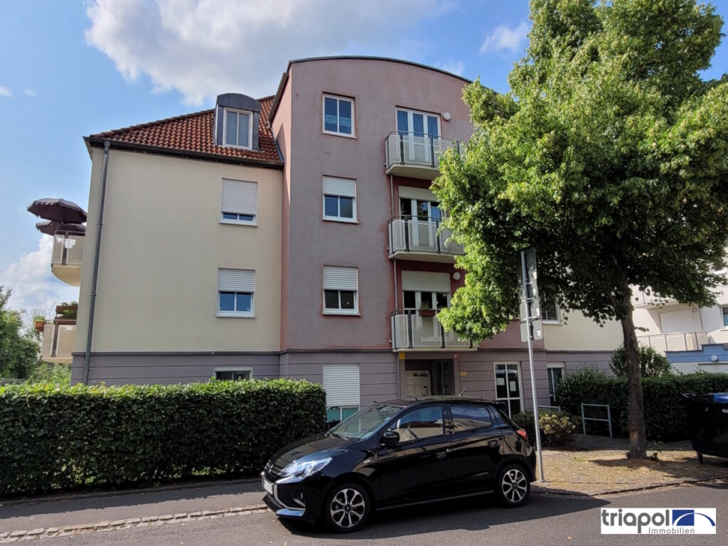 Schöne 2-Zi-Whg. mit Westbalkon in ruhiger und grüner Lage von Coswig.