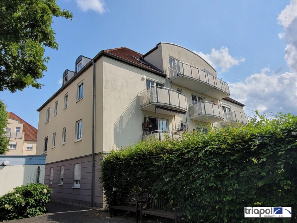 Schöne 2-Zi-Whg. mit Westbalkon in ruhiger und grüner Lage von Coswig.