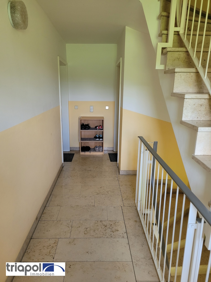 Schöne und helle 3-Zi-Wohnung mit Balkon in grüner und ruhiger Stadtrandlage.