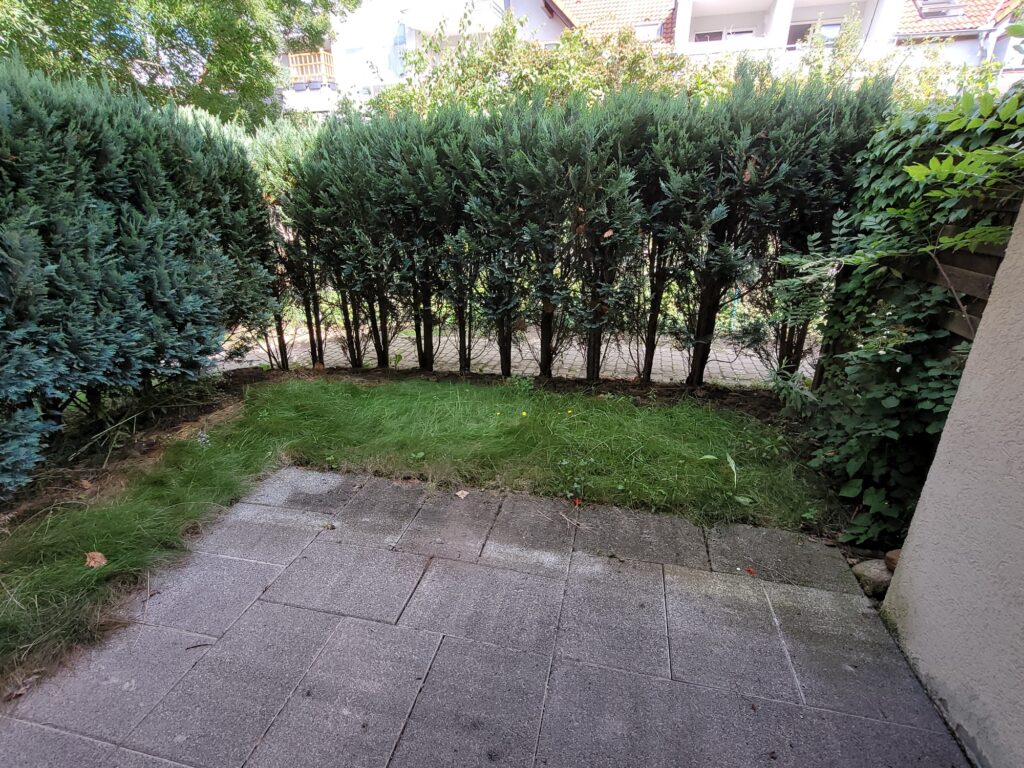 Gemütliche 2-Zi-Whg. mit Terrasse in ruhiger und grüner Stadtrandlage von Dresden.