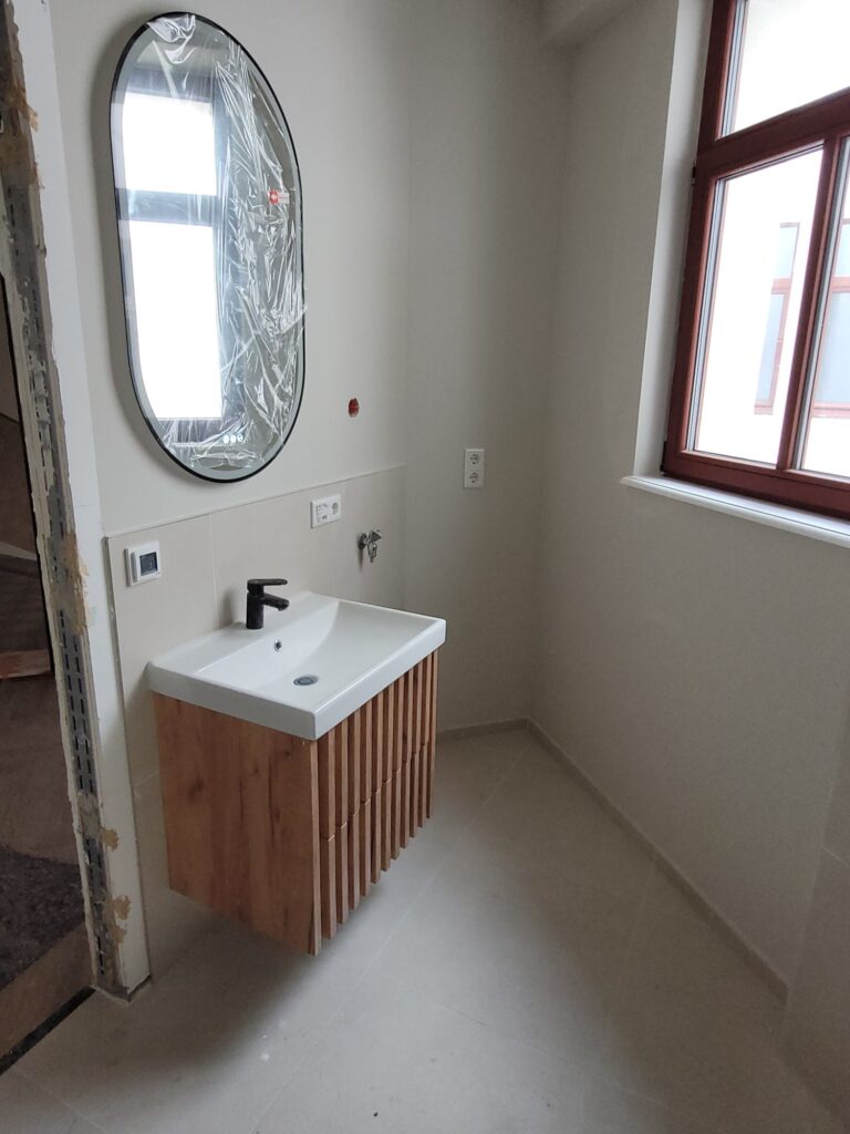 Erstbezug! Hochwertig sanierte 4-Zi-Whg. mit EBK, Balkon und Stellplatz in der Altstadt von Meißen.