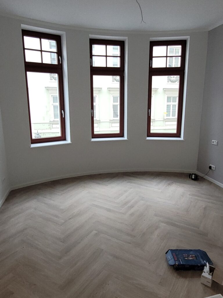Erstbezug! Hochwertig sanierte 4-Zi-Whg. mit EBK, Balkon und Stellplatz in der Altstadt von Meißen.