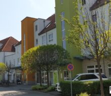 Hübsche 2-Zi-Whg. mit Balkon, Laminatboden und TG-Stellplatz in Coswig.