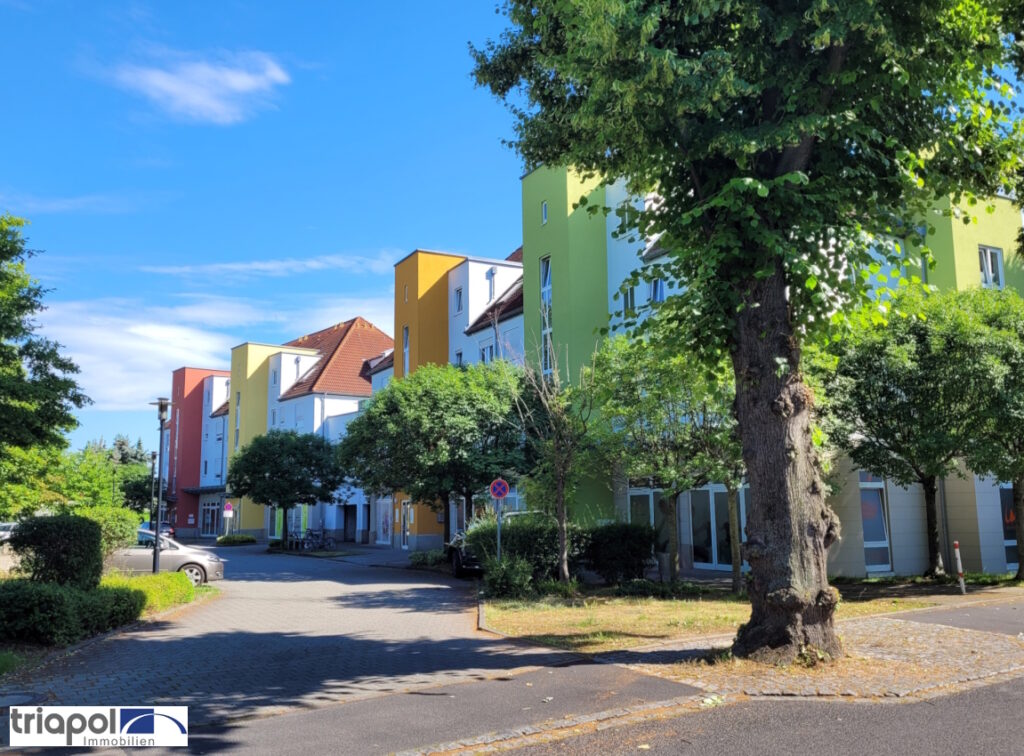 Hübsche 2-Zi-Whg. mit Balkon, Laminatboden und TG-Stellplatz in Coswig.