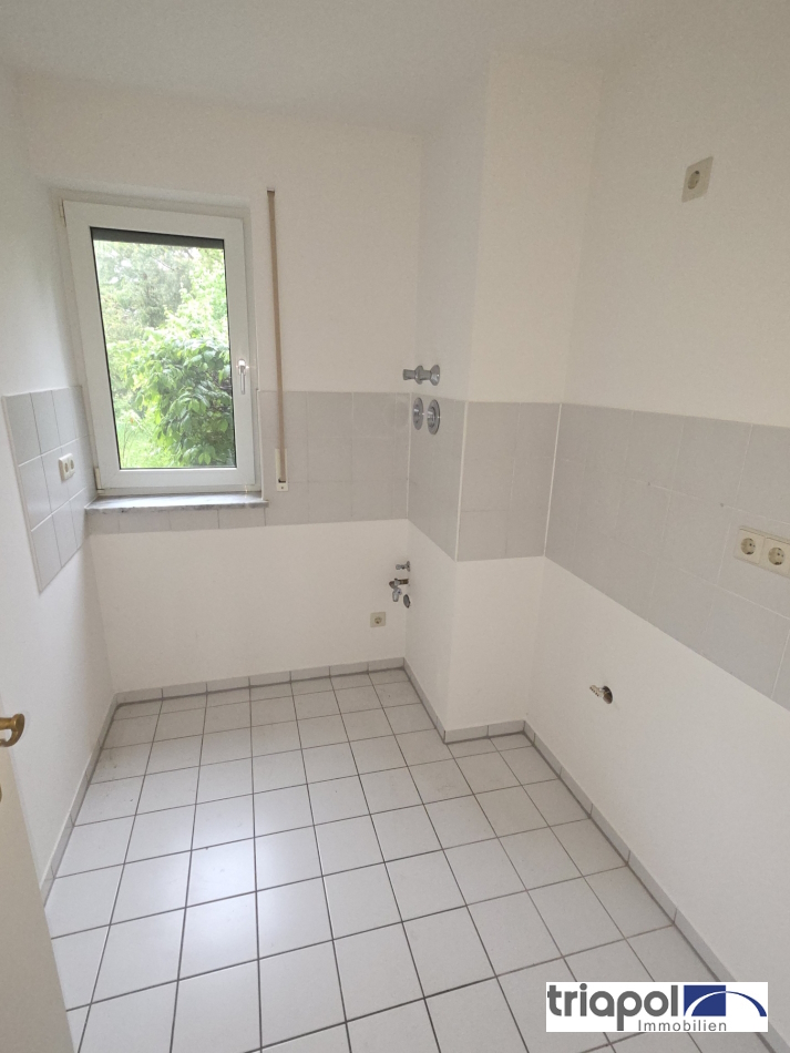Gemütliche 1-Zi-Whg. mit Gartenterrasse und Tiefgarage in grüner Lage.